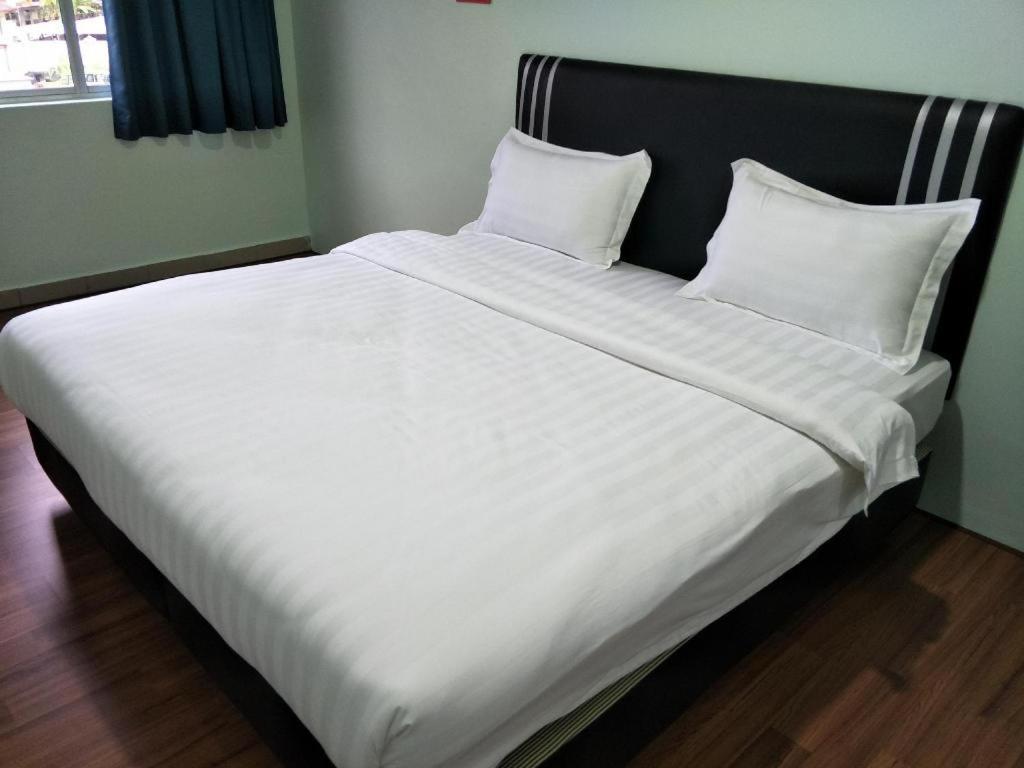 Salim Room Sibu Exterior photo